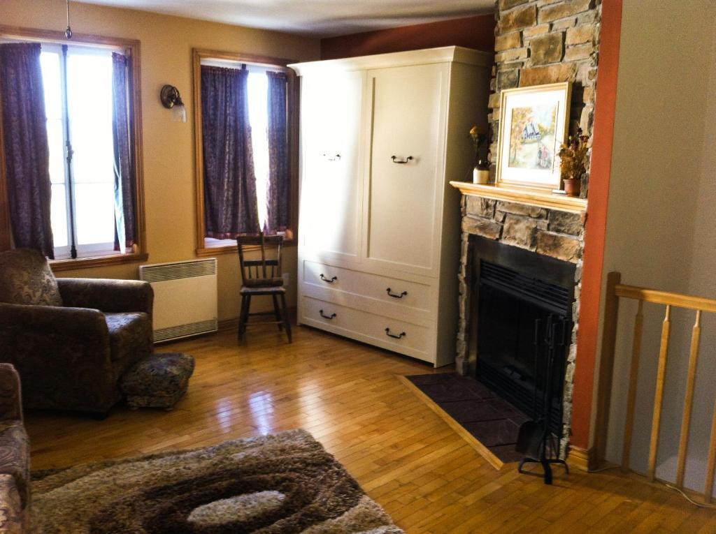 Hotel Manoir Sur Le Cap Québec Zewnętrze zdjęcie