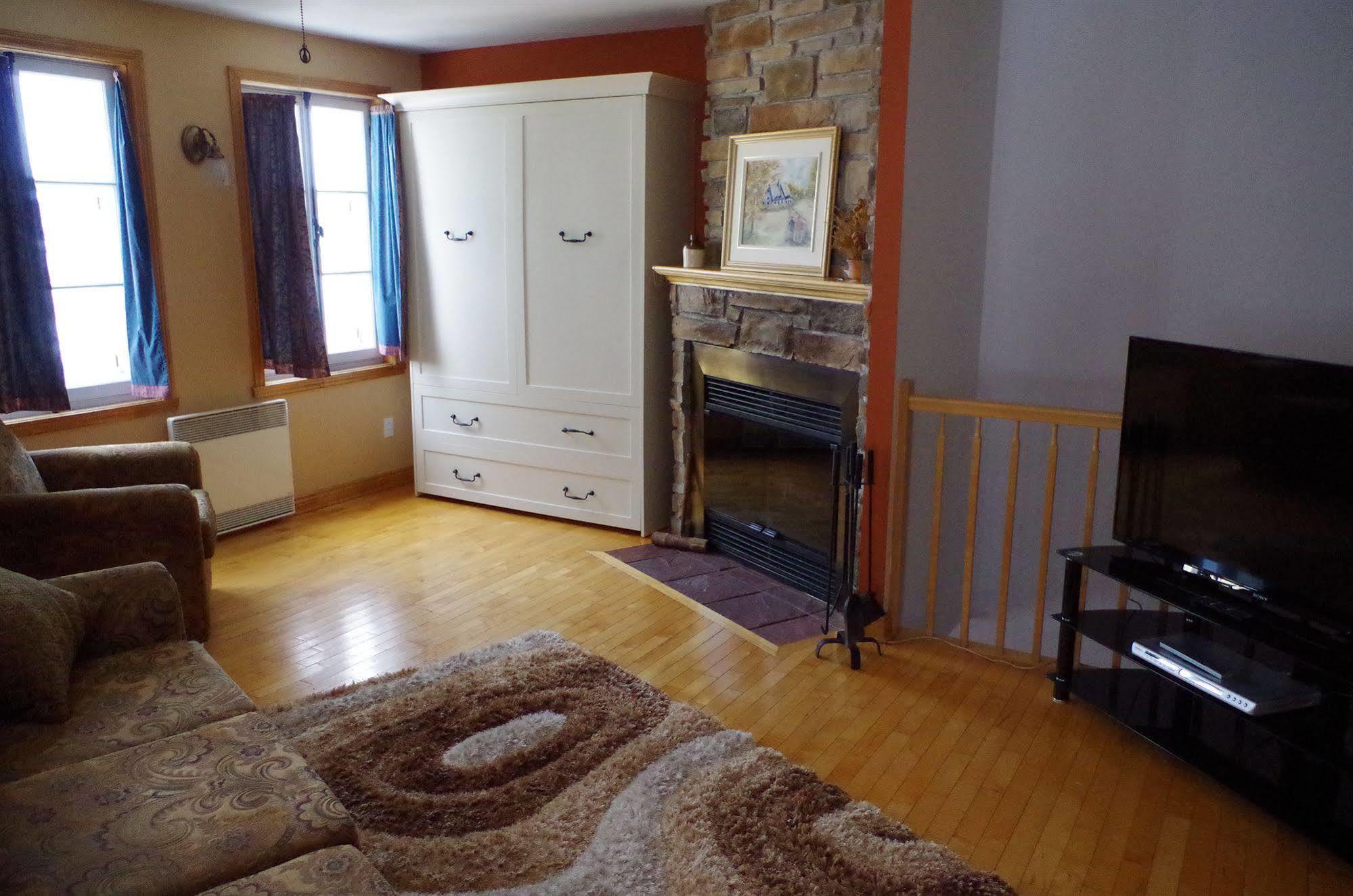 Hotel Manoir Sur Le Cap Québec Zewnętrze zdjęcie