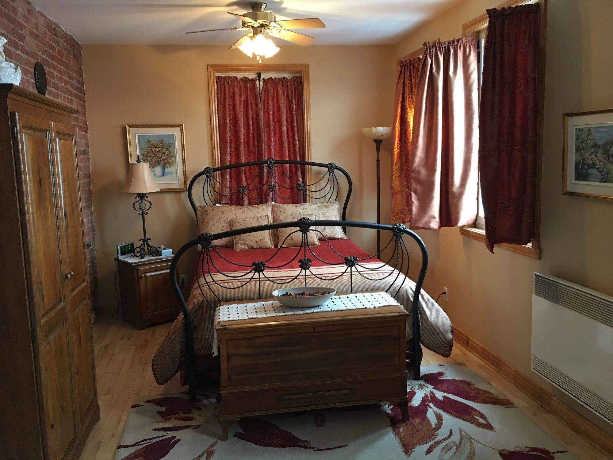 Hotel Manoir Sur Le Cap Québec Zewnętrze zdjęcie